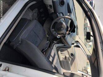 2009-renault-twingo-1454535-47288913