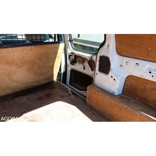 2003 سيتروين BERLINGO-47289008