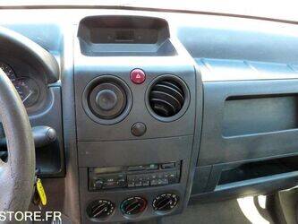 2003-citroen-berlingo-1454537-47289011