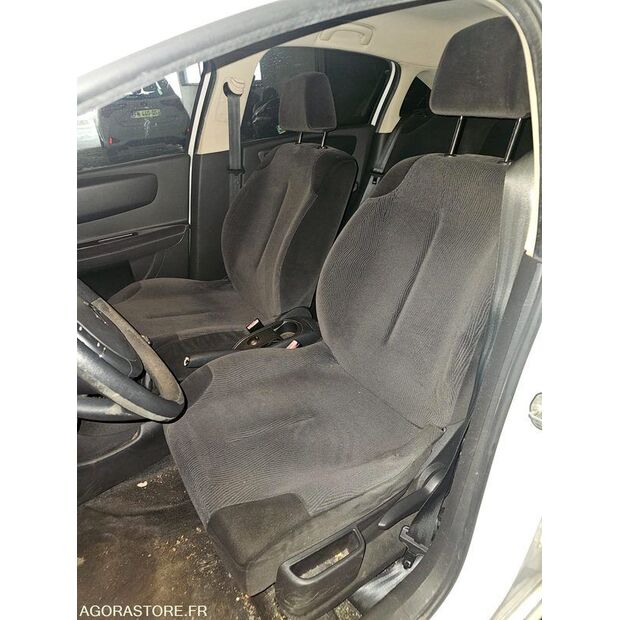 2010 Citroen C4-47289279