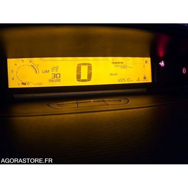2010 Citroen C4-47289283