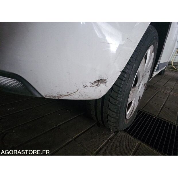 2010 Citroen C4-47289298