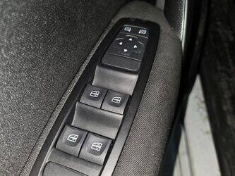 2020-renault-megane-1454548-47289449