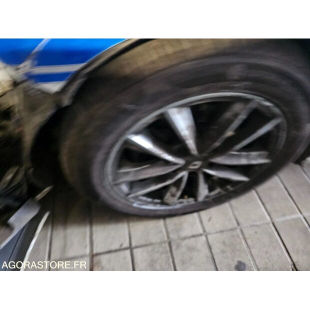 2020 Renault Megane-47289459