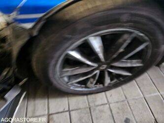 2020-renault-megane-1454548-47289459