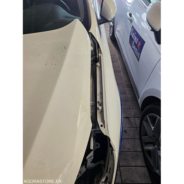 2020 Renault Megane-47289473