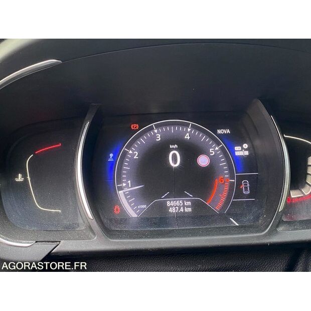 2017 رينو Megane-47289497