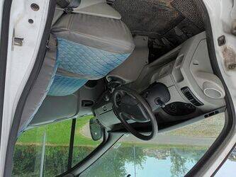 2008-renault-trafic-1454550-47289517