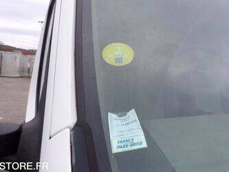 2012-renault-master-1454557-47289701