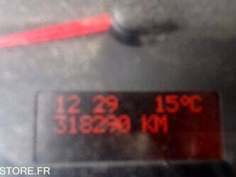 2012-renault-master-1454557-47289715