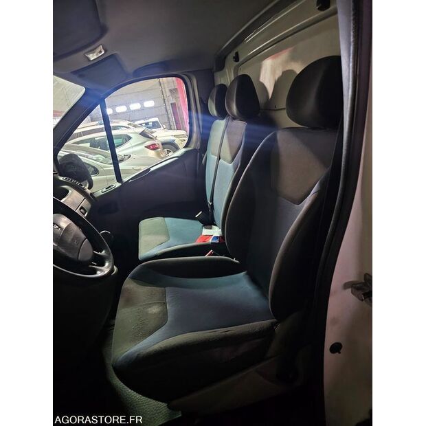 2012 Renault Trafic-47289724