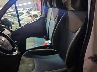 2012-renault-trafic-1454558-47289724
