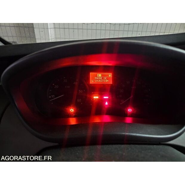 2012 Renault Trafic-47289728