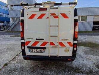 2016-renault-trafic-1454563-47289923