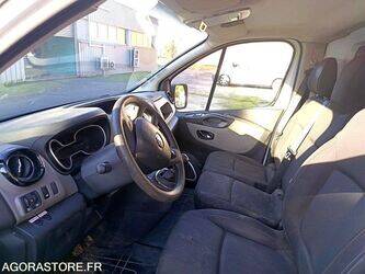 2016-renault-trafic-1454563-47289927