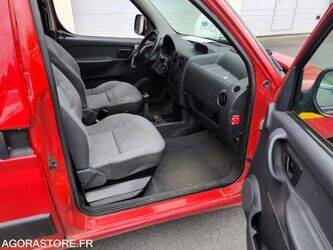 2003-citroen-berlingo-1454572-47290139