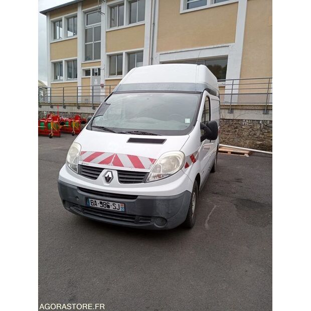 2010 Renault Trafic-47290185