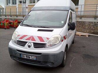 2010-renault-trafic-1454574-47290185