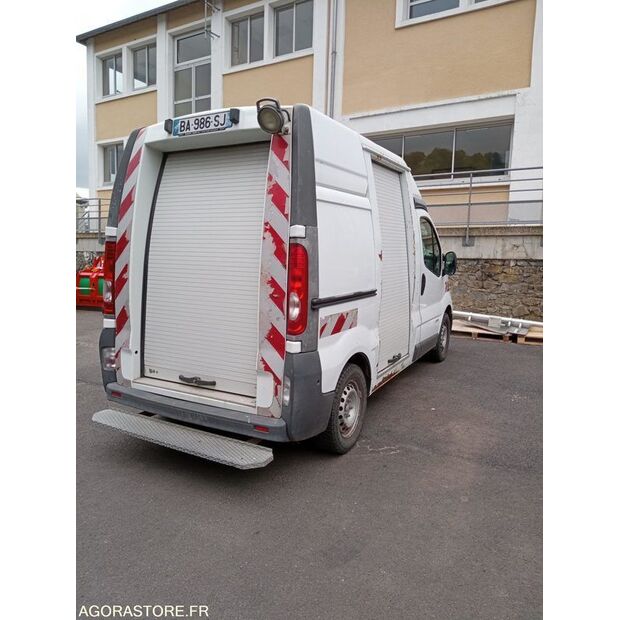 2010 Renault Trafic-47290186