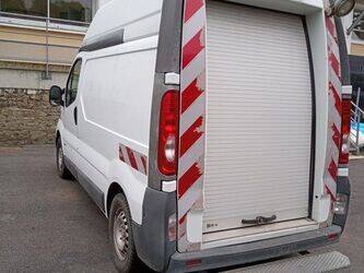 2010-renault-trafic-1454574-47290187