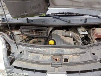 2010-renault-trafic-1454574-47290194