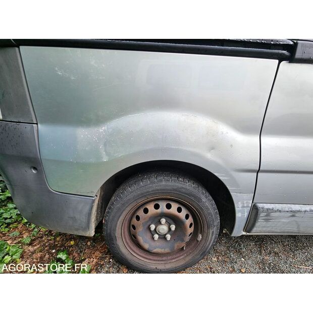 2005 Renault Trafic-47290324