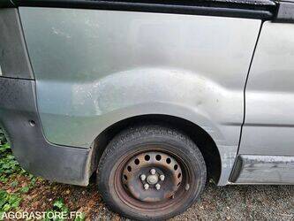 2005-renault-trafic-1454581-47290324
