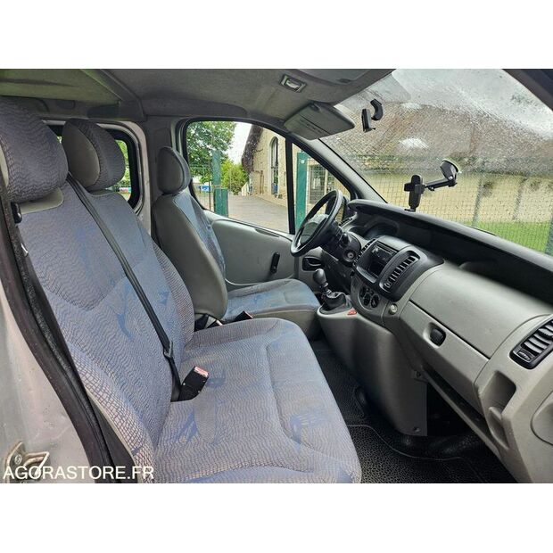 2005 Renault Trafic-47290333