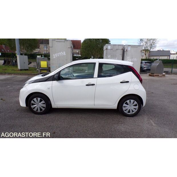 2020 Toyota AYGO-47290417