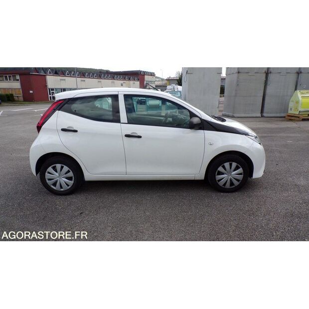 2020 Toyota AYGO-47290420