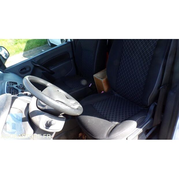 2013 رينو Kangoo-47290759