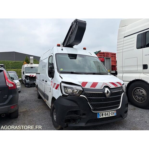 2024 Renault Master-47290808