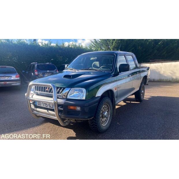 1999 ميتسوبيشي L200-47290994