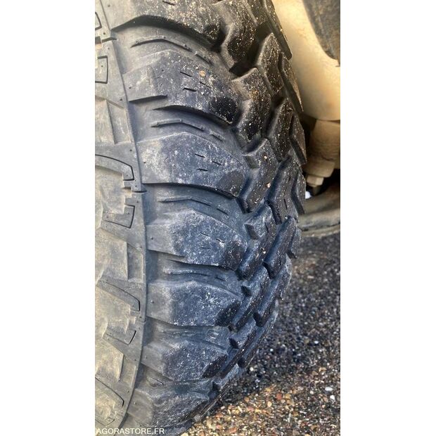 1999 ميتسوبيشي L200-47291024