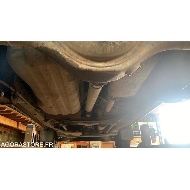 1999 ميتسوبيشي L200-47291040