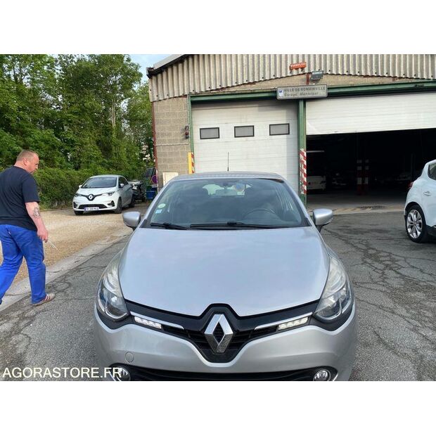 2015 Renault Clio-47291158