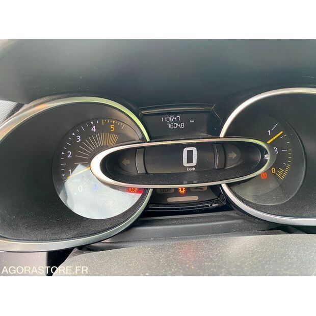 2015 Renault Clio-47291159
