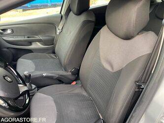 2015-renault-clio-1454610-47291161