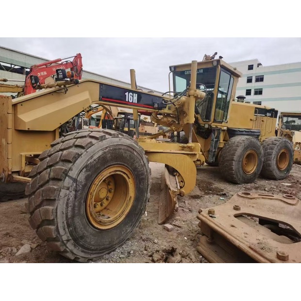 2018 Caterpillar 16H-47292346