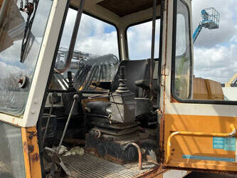 1988-liebherr-r900b-47293606