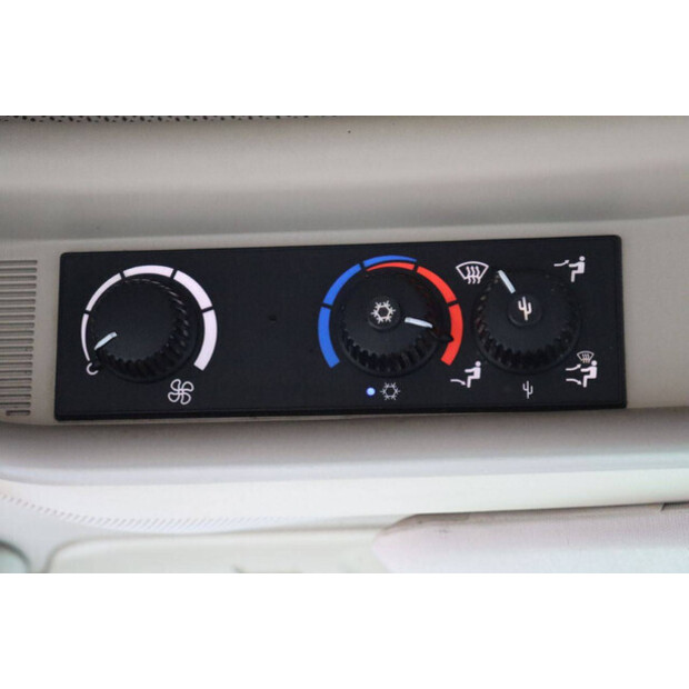 JOHN DEERE 6630 PREMIUM-47294613