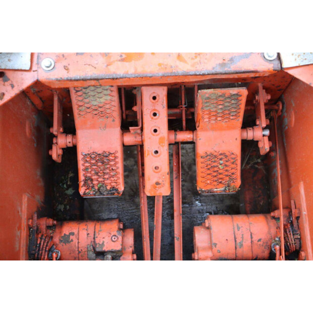 BOBCAT 324-47294779