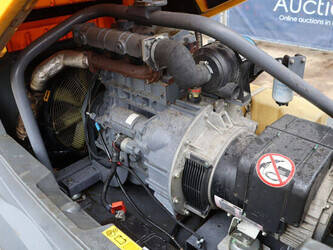 2014-atlas-copco-qax20-47294817