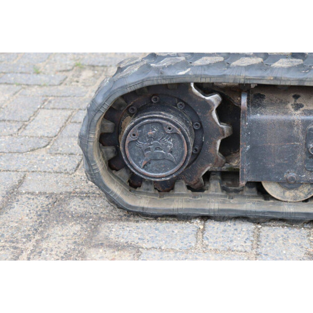2015 بوبكات E10-AAEM-47294915
