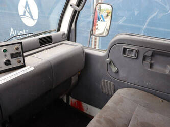 2004-nissan-cabstar-1454781-47295196
