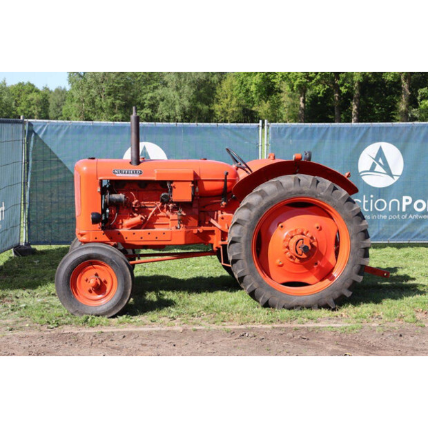 Field Universal Four-47295207