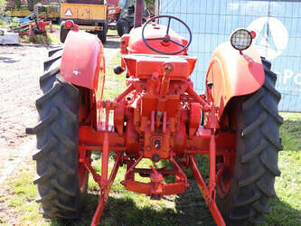 field-universal-four-47295211