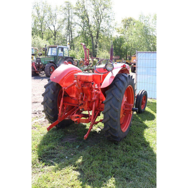 Field Universal Four-47295212
