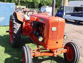 field-universal-four-47295213