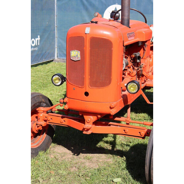 Field Universal Four-47295216
